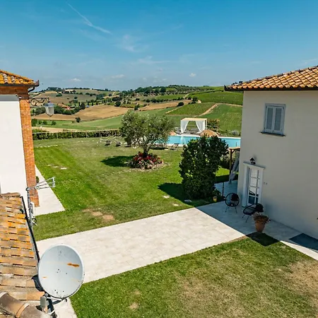 Agriturismo Antica Corte - Camelie Montepulciano